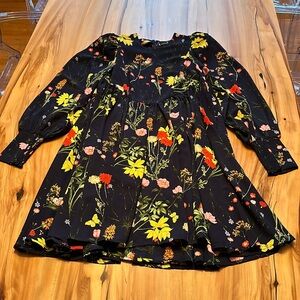 Women’s Pomander Place Dress, Size M